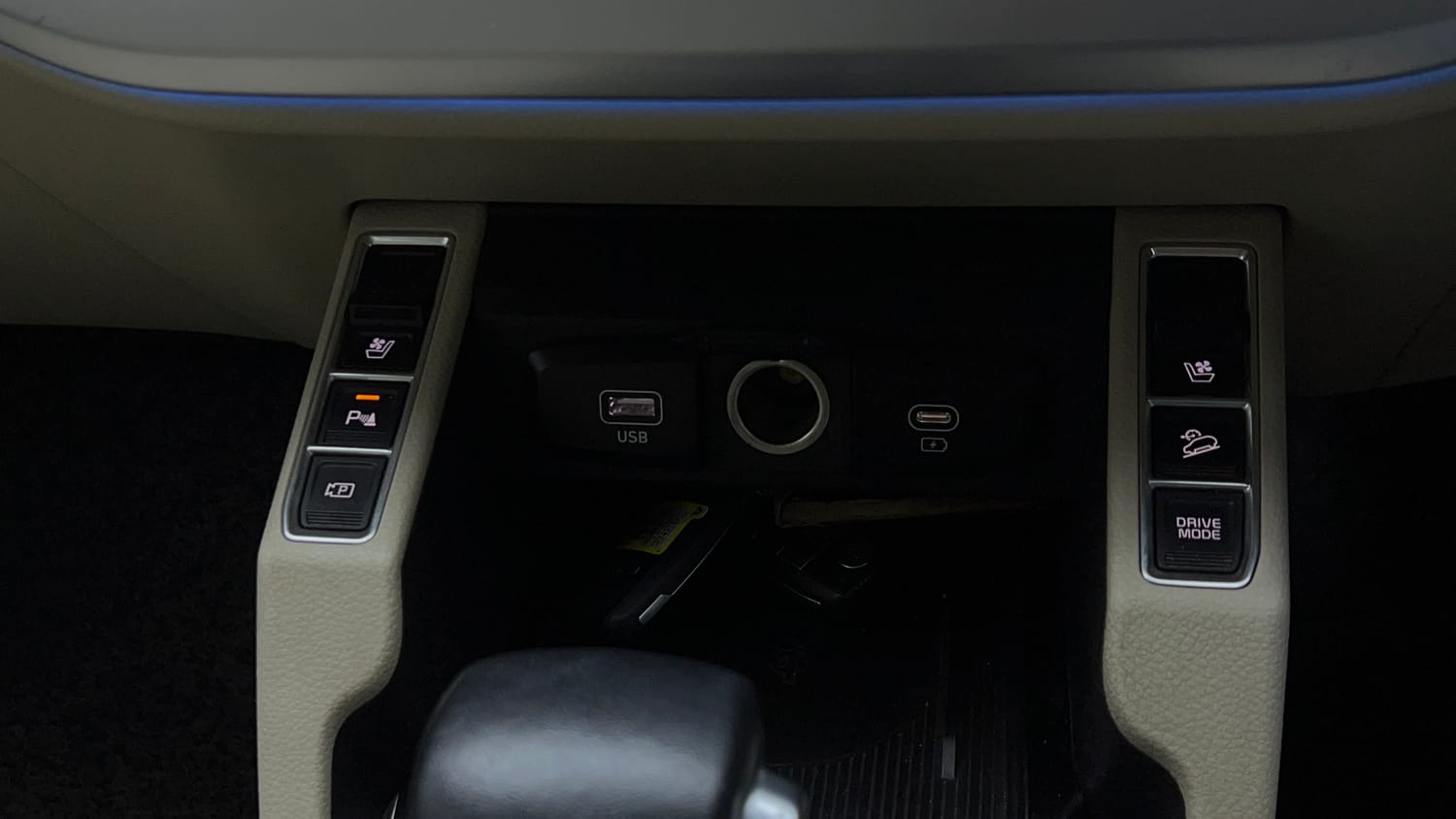 2023 Kia Carens Luxury Plus 1.5 Turbo Petrol DCT 6 STR-43