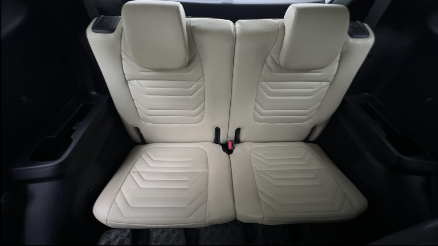 2023 Kia Carens Luxury Plus 1.5 Turbo Petrol DCT 6 STR-24