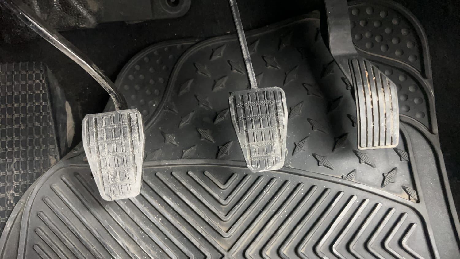 Used 2022 Tata Punch Accomplished MT Petrol Manual interior PEDALS VIEW