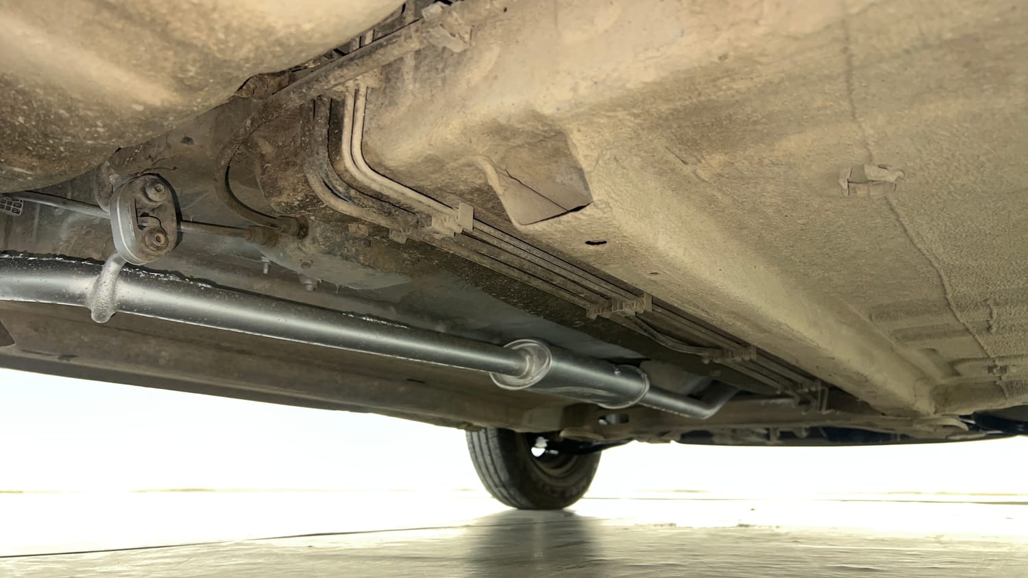 Used 2017 Datsun Redi-GO T (O) Petrol Manual extra REAR RIGHT UNDERBODY VIEW