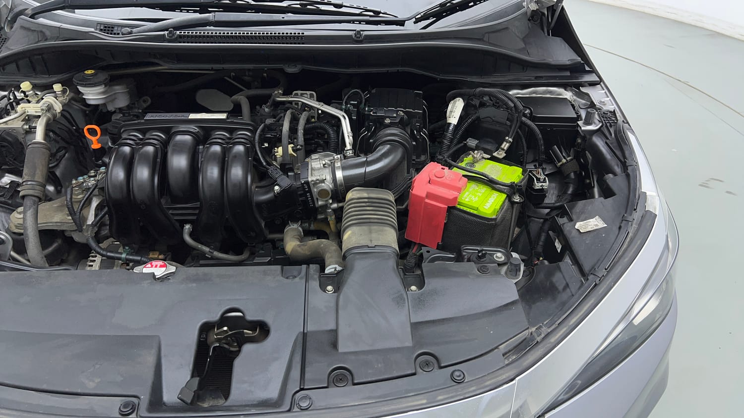 Used 2022 Honda City VX CVT Petrol Petrol Automatic engine ENGINE LEFT SIDE VIEW