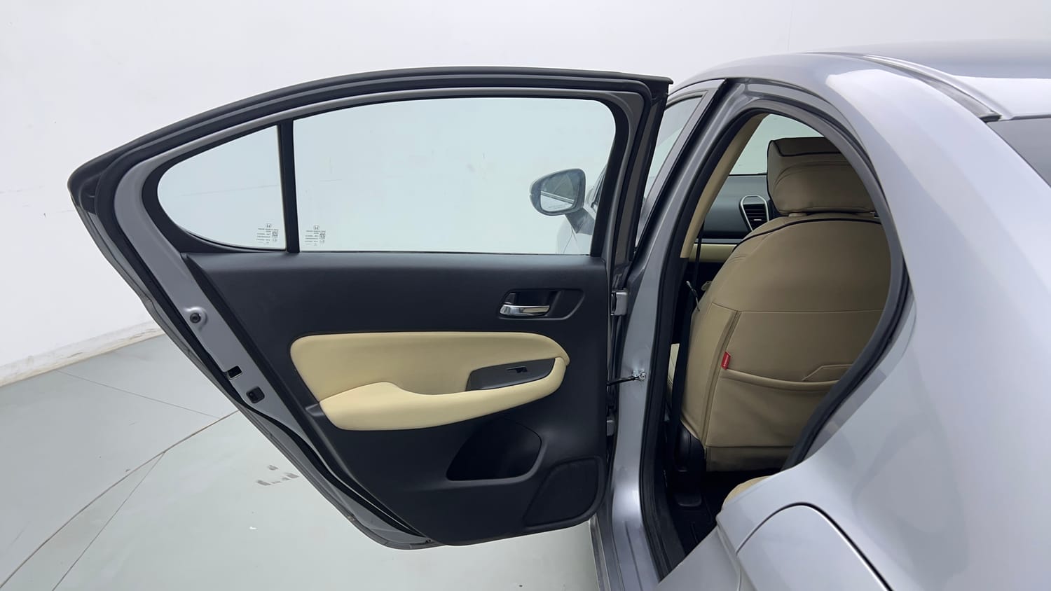 Used 2022 Honda City VX CVT Petrol Petrol Automatic interior LEFT REAR DOOR OPEN VIEW