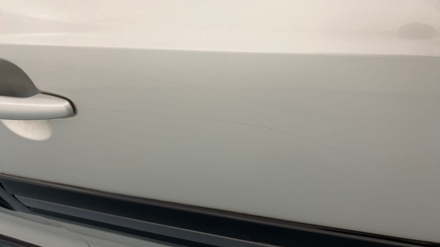 Used 2019 Maruti Suzuki Ignis Alpha 1.2 MT Petrol Manual dents MINOR SCRATCH
