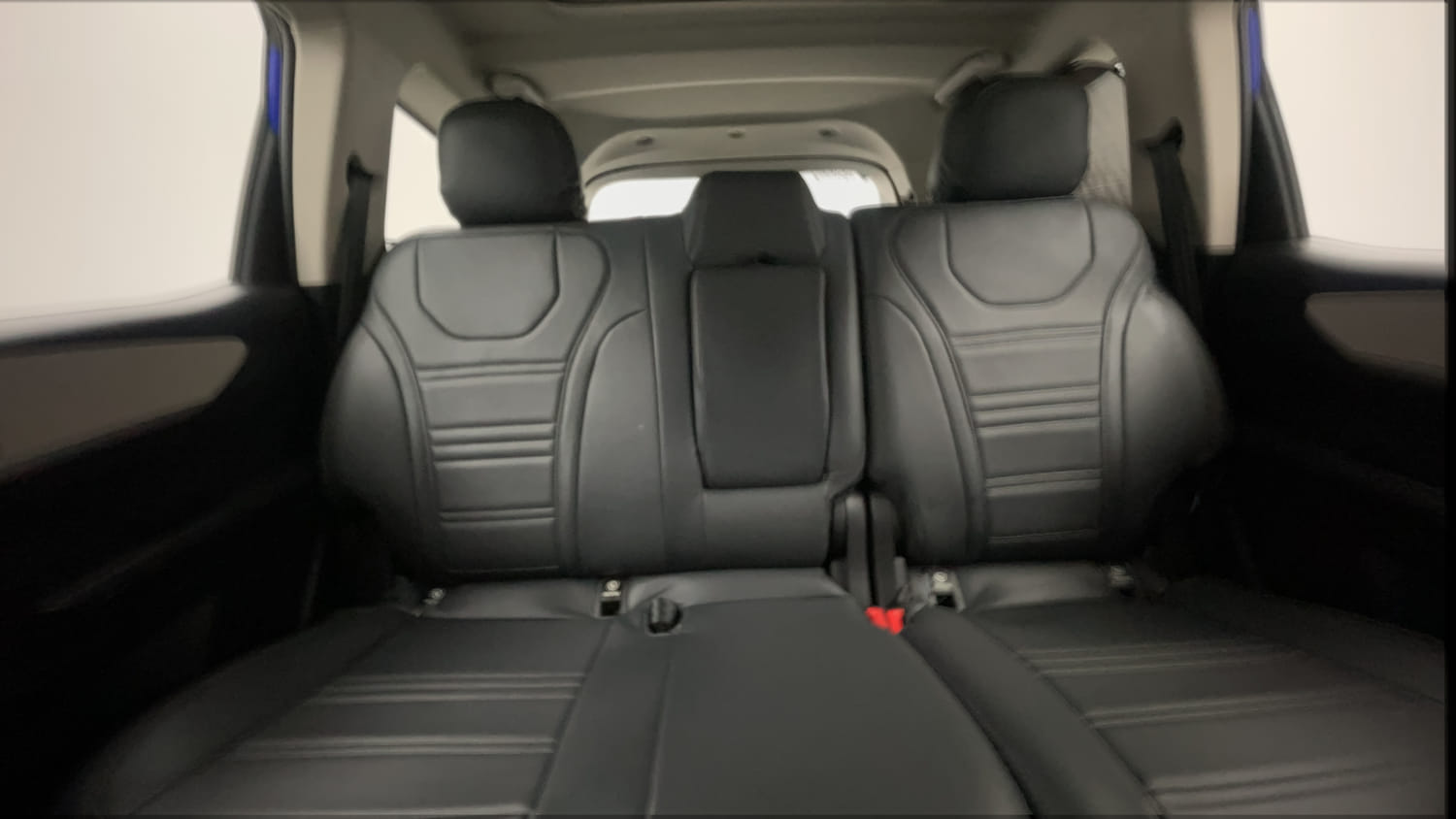 Used 2022 Mahindra XUV700 AX 5 Petrol MT 7 STR Petrol Manual interior REAR SEAT CONDITION VIEW