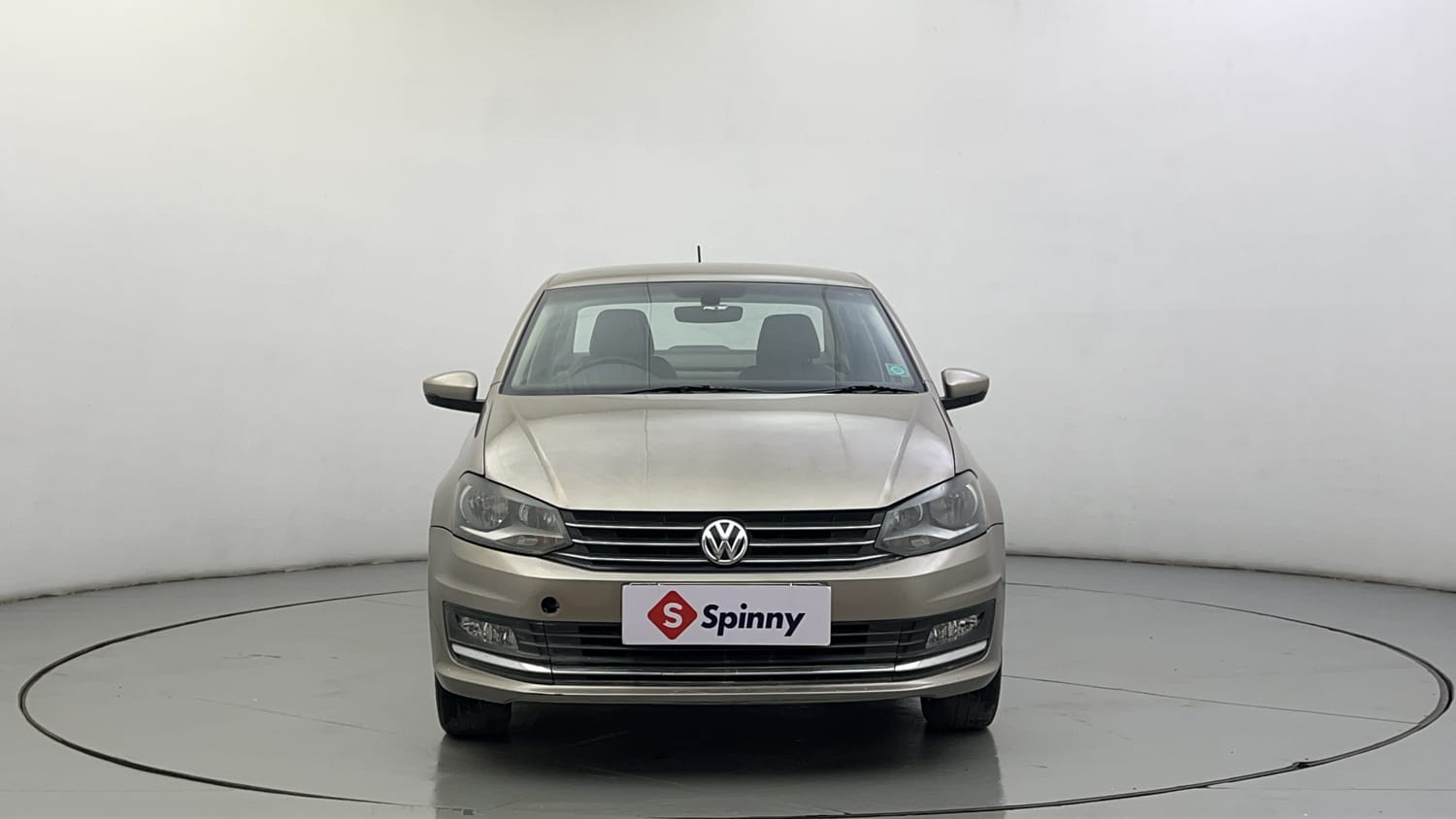 Used 2016 Volkswagen Vento Highline 1.2 (P) AT Petrol Automatic exterior FRONT VIEW
