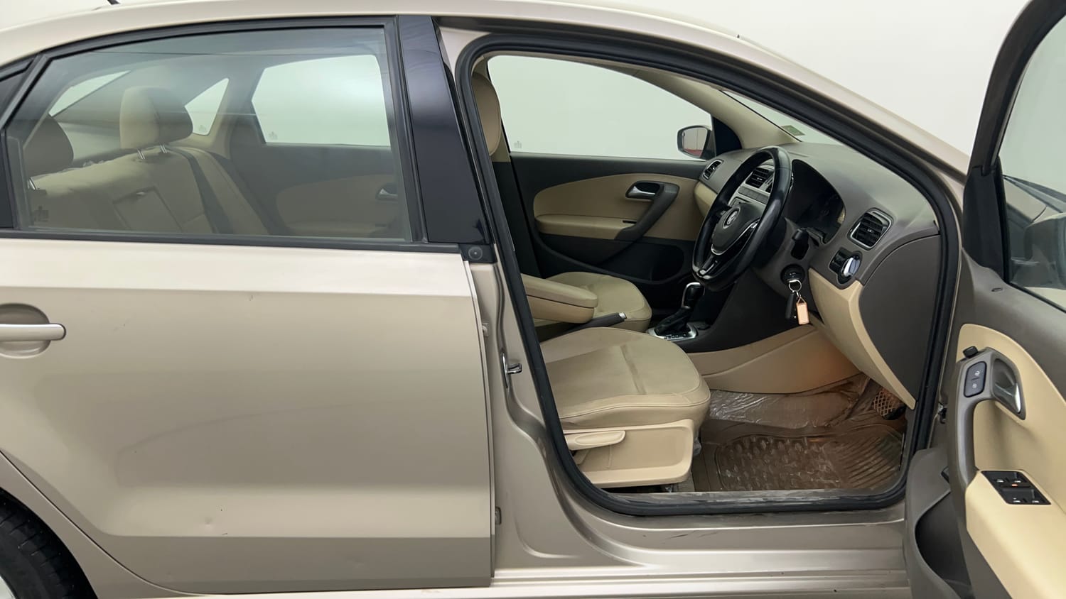 Used 2016 Volkswagen Vento Highline 1.2 (P) AT Petrol Automatic interior RIGHT SIDE FRONT DOOR CABIN VIEW