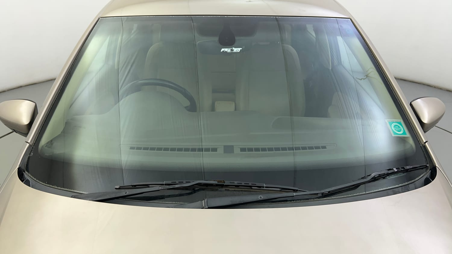 Used 2016 Volkswagen Vento Highline 1.2 (P) AT Petrol Automatic exterior FRONT WINDSHIELD VIEW