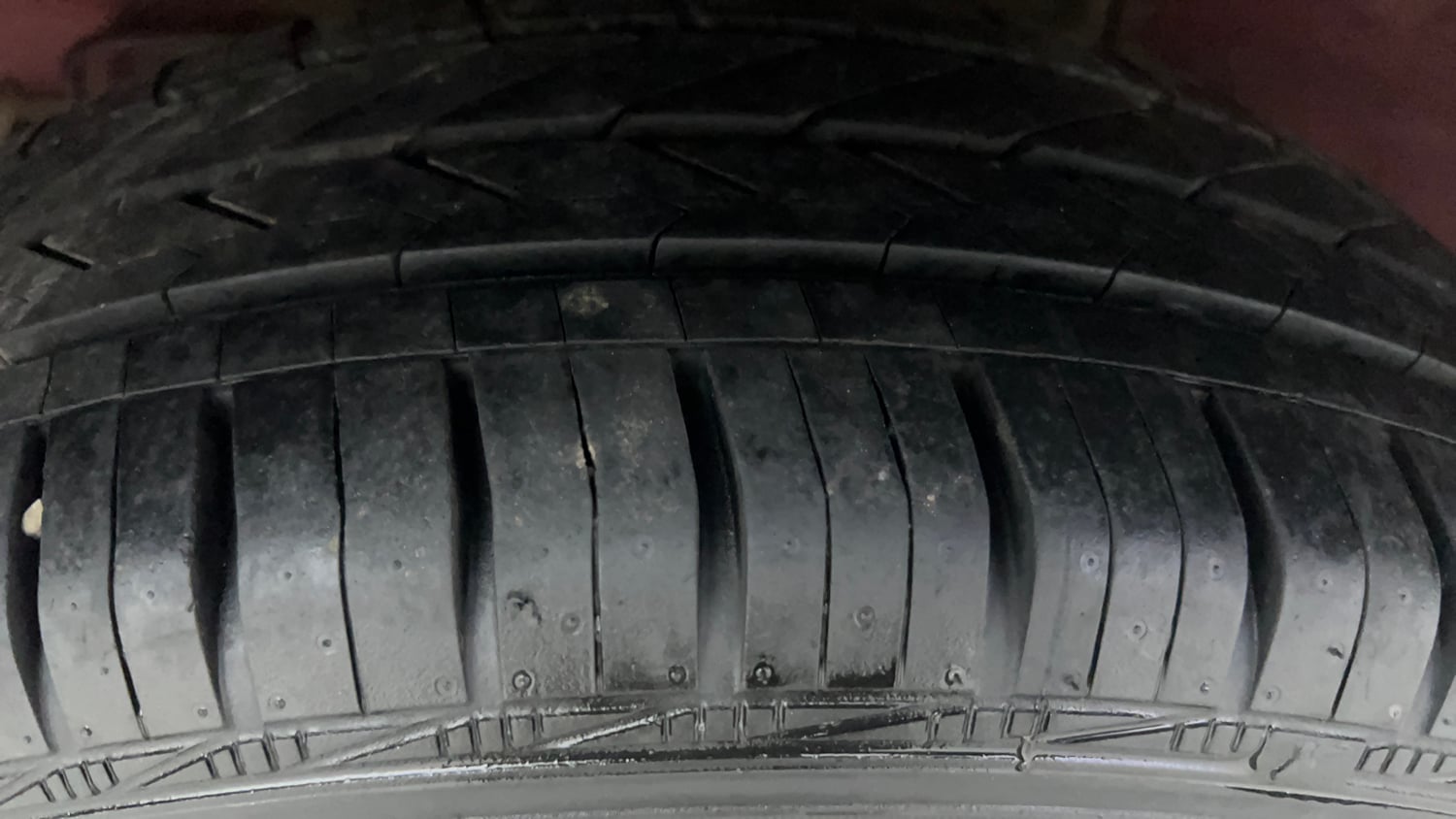 Used 2019 Hyundai Elite i20 Sportz Plus 1.2 Petrol Manual tyres RIGHT REAR TYRE TREAD VIEW