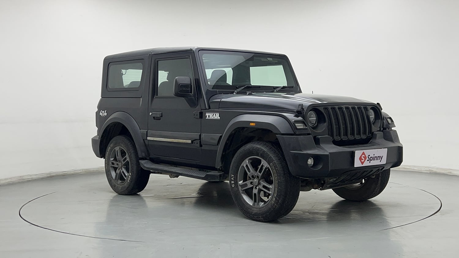 Used 2022 mahindra Thar LX Hard Top Petrol MT 4WD Petrol Manual exterior RIGHT FRONT CORNER VIEW