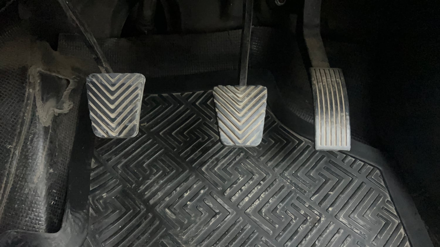 Used 2019 Hyundai Elite i20 Sportz Plus 1.2 Petrol Manual interior PEDALS VIEW