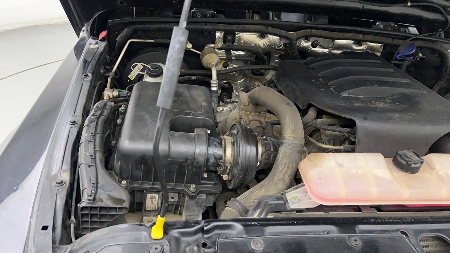 Used 2022 mahindra Thar LX Hard Top Petrol MT 4WD Petrol Manual engine ENGINE RIGHT SIDE VIEW