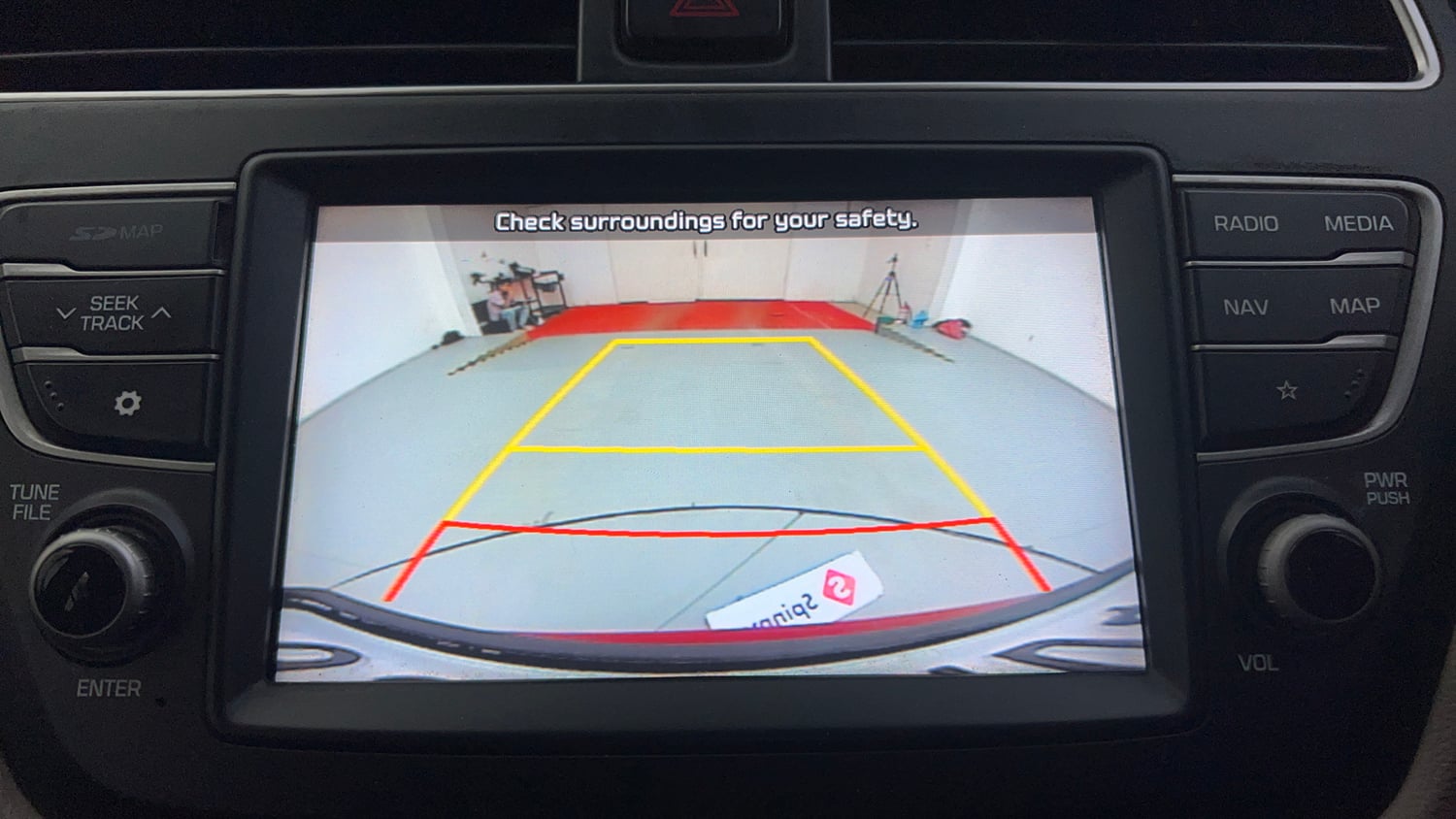 Used 2019 Hyundai Elite i20 Sportz Plus 1.2 Petrol Manual top_features Rear camera