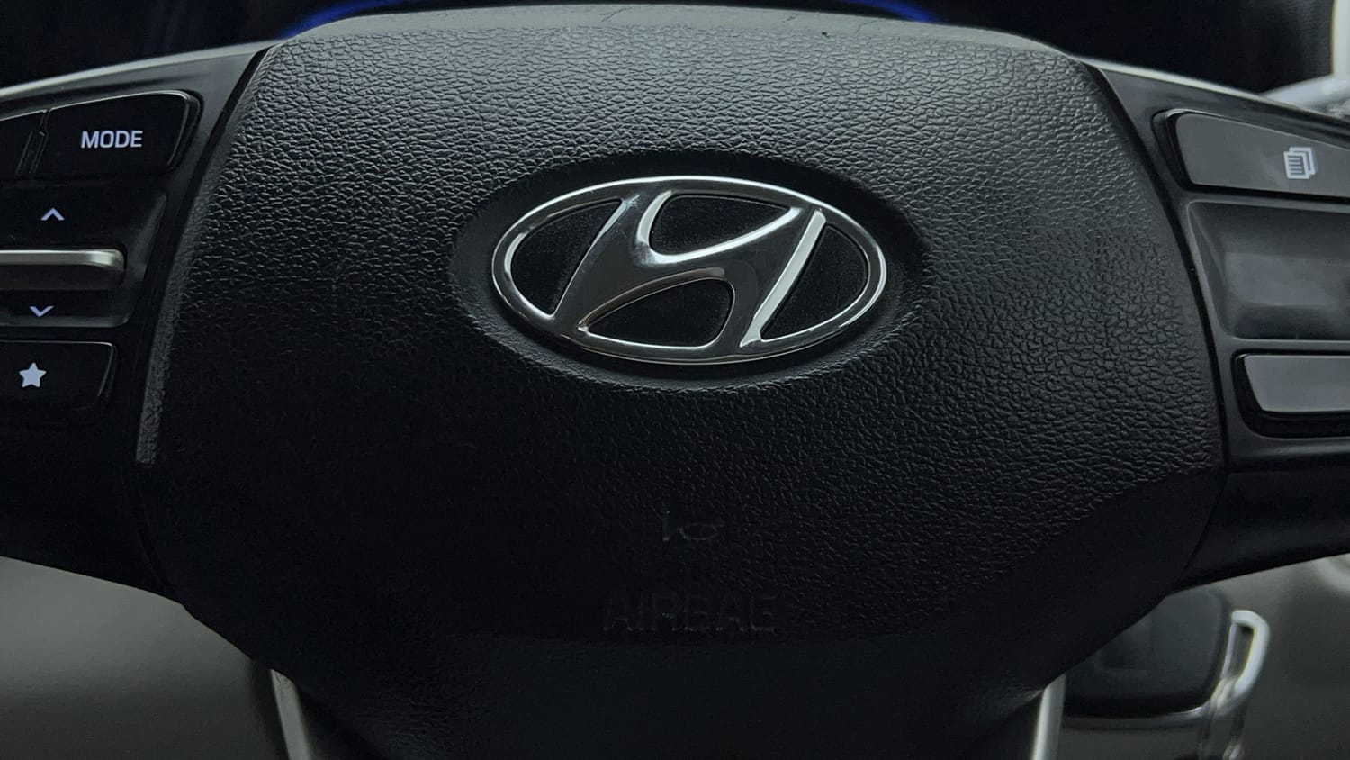 Used 2024 Hyundai Venue S (O) 1.2 Petrol Petrol Manual top_features Airbags