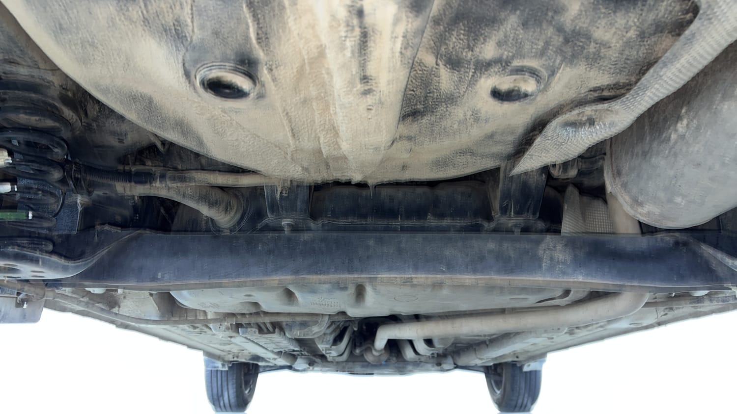 Used 2024 Hyundai Venue S (O) 1.2 Petrol Petrol Manual extra REAR UNDERBODY VIEW (TAKEN FROM REAR)