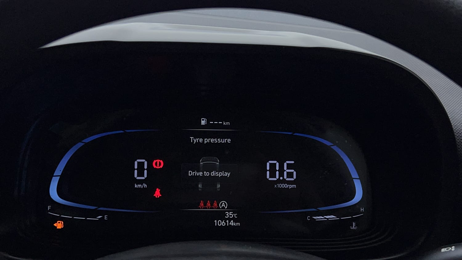Used 2024 Hyundai Venue S (O) 1.2 Petrol Petrol Manual interior CLUSTERMETER VIEW