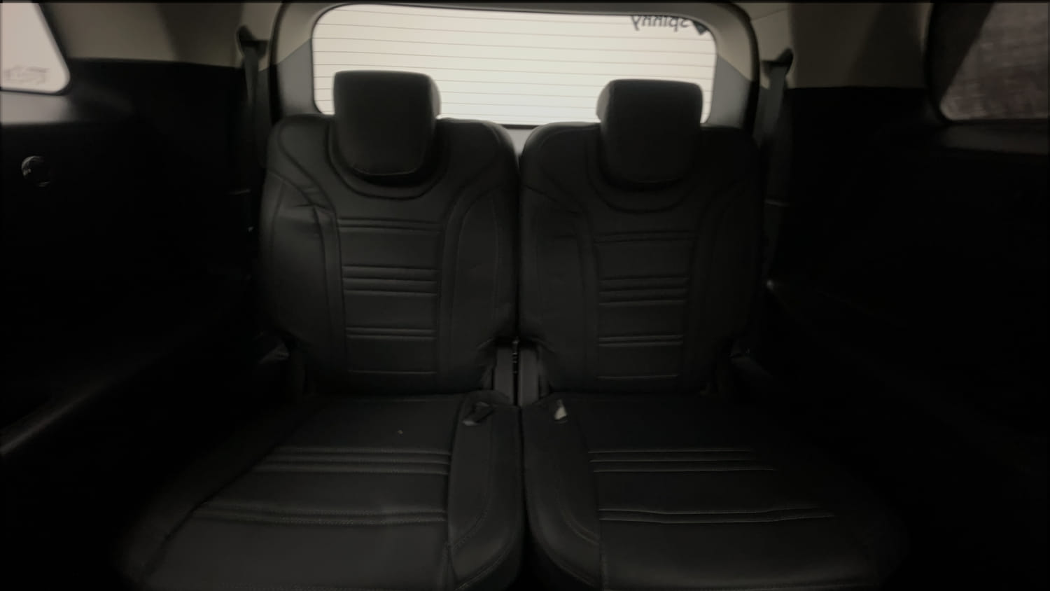 Used 2022 Mahindra XUV700 AX 5 Petrol MT 7 STR Petrol Manual interior THIRD ROW SEAT