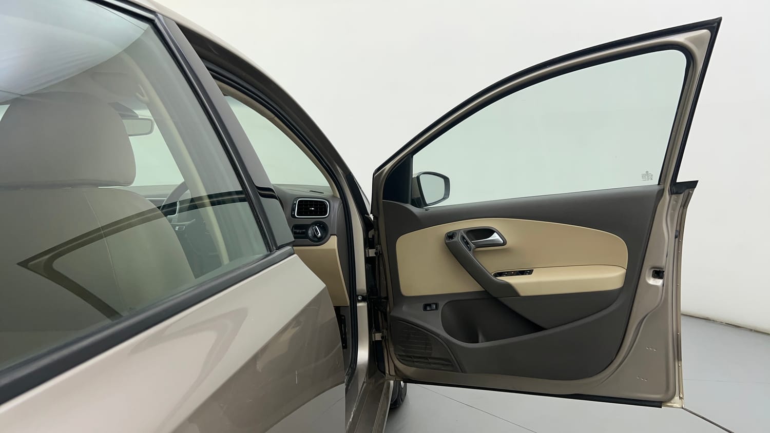 Used 2016 Volkswagen Vento Highline 1.2 (P) AT Petrol Automatic interior RIGHT FRONT DOOR OPEN VIEW