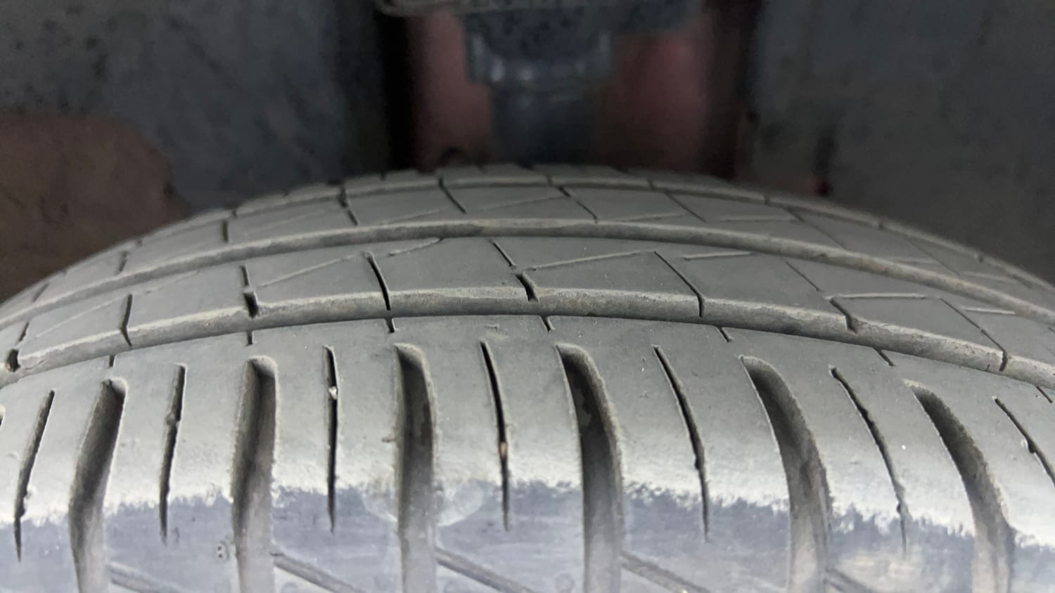 Used 2025 Renault Kwid CLIMBER 1.0 MT Dual Tone Petrol Manual tyres RIGHT FRONT TYRE TREAD VIEW