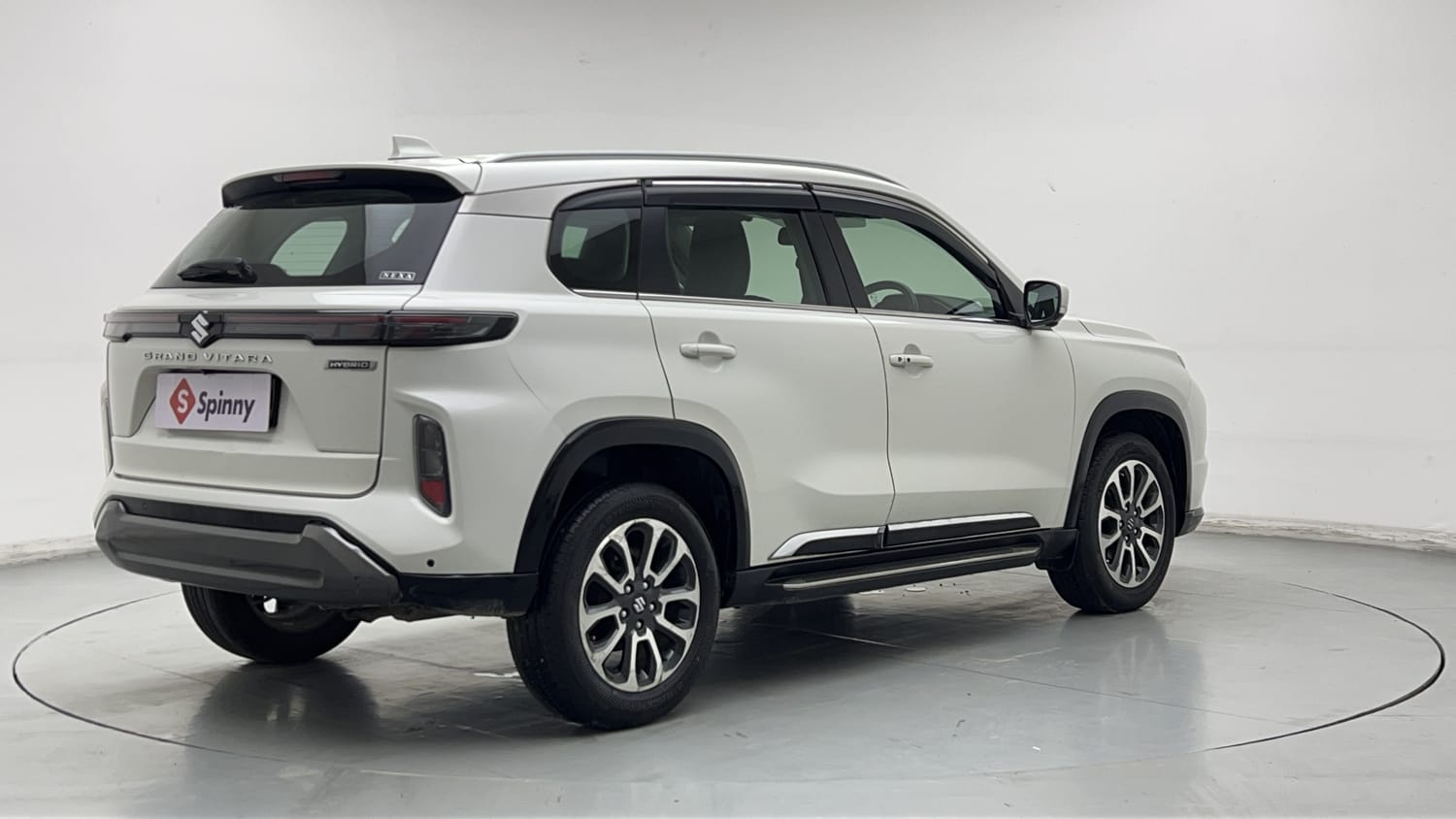Used 2023 Maruti Suzuki Grand Vitara Alpha Plus Intelligent Hybrid eCVT Hybrid Automatic exterior RIGHT REAR CORNER VIEW