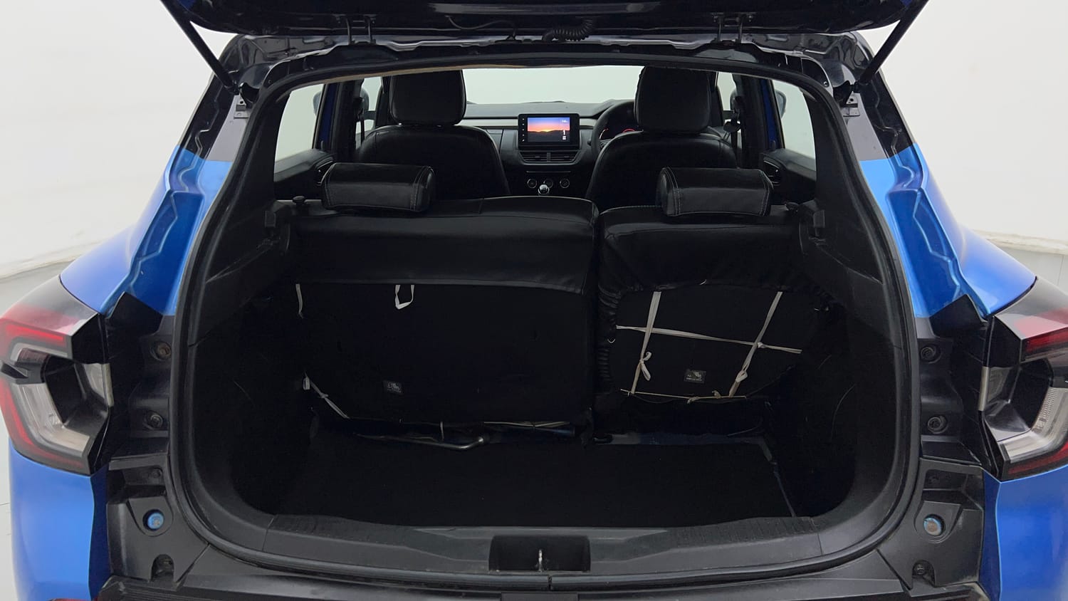 Used 2021 Renault Kiger RXZ MT Dual Tone Petrol Manual interior DICKY INSIDE VIEW