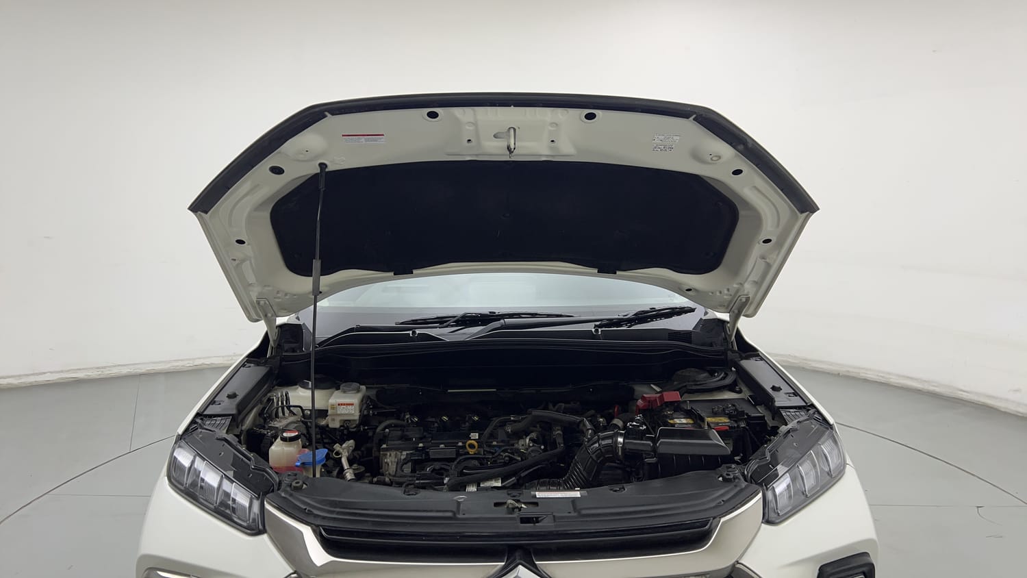Used 2023 Maruti Suzuki Grand Vitara Alpha Plus Intelligent Hybrid eCVT Hybrid Automatic engine ENGINE & BONNET OPEN FRONT VIEW