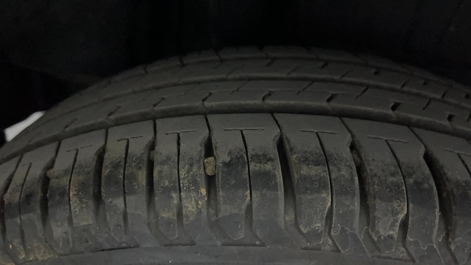 Used 2024 Maruti Suzuki Dzire ZXi Plus AGS Petrol Automatic tyres RIGHT REAR TYRE TREAD VIEW