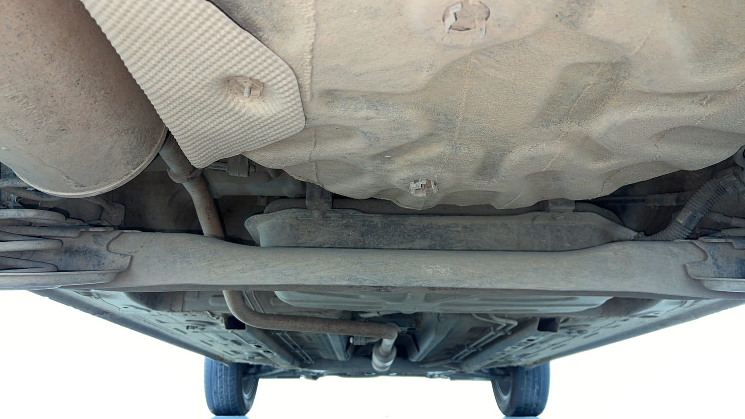 Used 2021 Renault Kiger RXZ MT Dual Tone Petrol Manual extra REAR UNDERBODY VIEW (TAKEN FROM REAR)