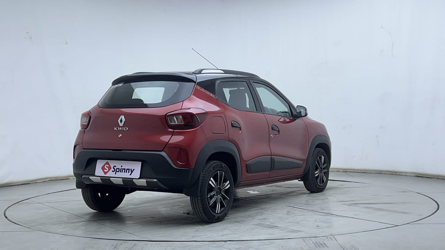 Used 2025 Renault Kwid CLIMBER 1.0 MT Dual Tone Petrol Manual exterior RIGHT REAR CORNER VIEW
