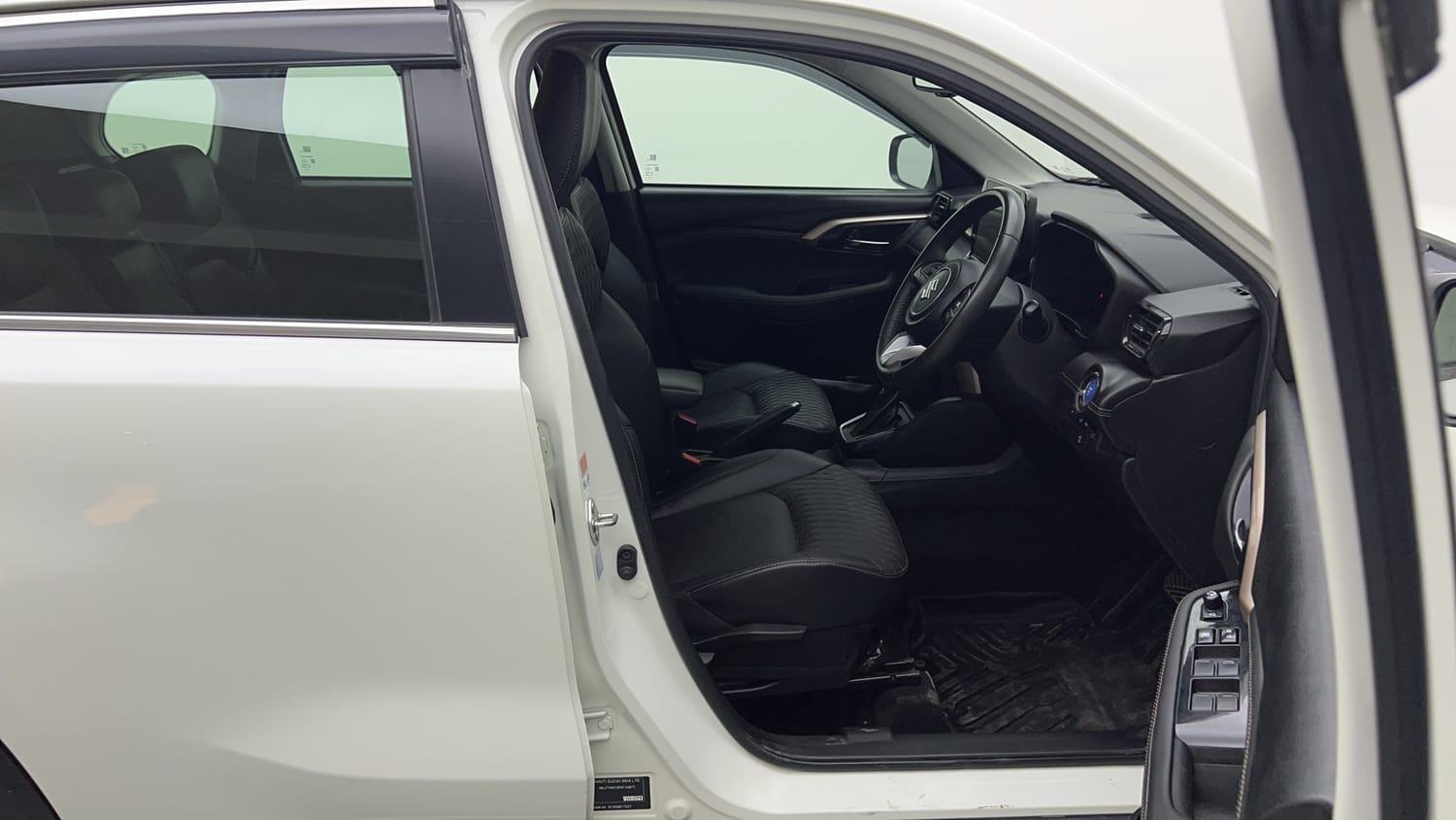 Used 2023 Maruti Suzuki Grand Vitara Alpha Plus Intelligent Hybrid eCVT Hybrid Automatic interior RIGHT SIDE FRONT DOOR CABIN VIEW