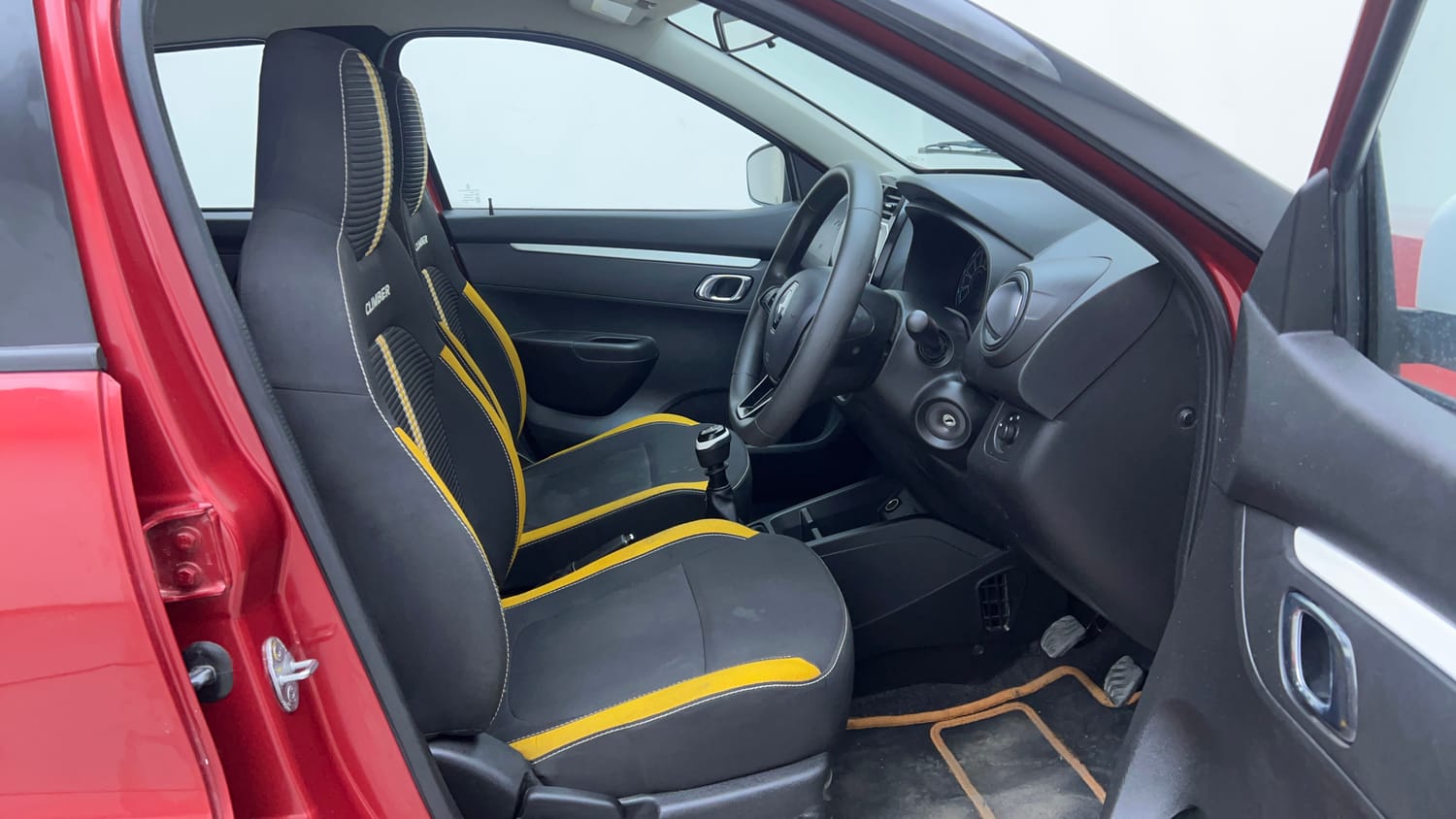 Used 2025 Renault Kwid CLIMBER 1.0 MT Dual Tone Petrol Manual interior RIGHT SIDE FRONT DOOR CABIN VIEW