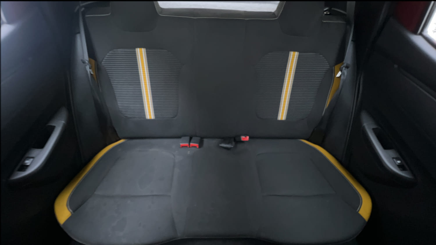 Used 2025 Renault Kwid CLIMBER 1.0 MT Dual Tone Petrol Manual interior REAR SEAT CONDITION VIEW