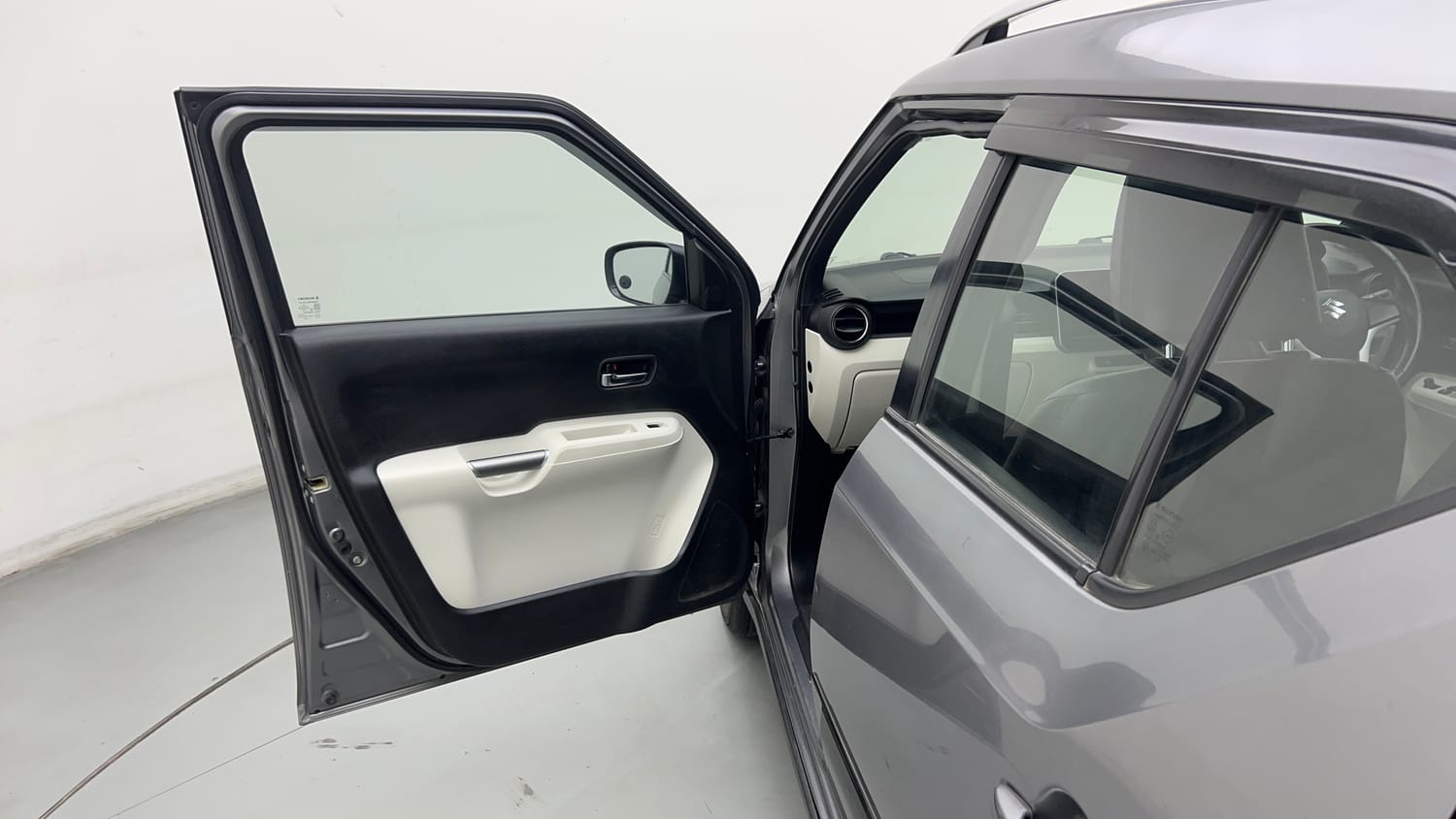 Used 2021 Maruti Suzuki Ignis Zeta 1.2 MT Petrol Manual interior LEFT FRONT DOOR OPEN VIEW