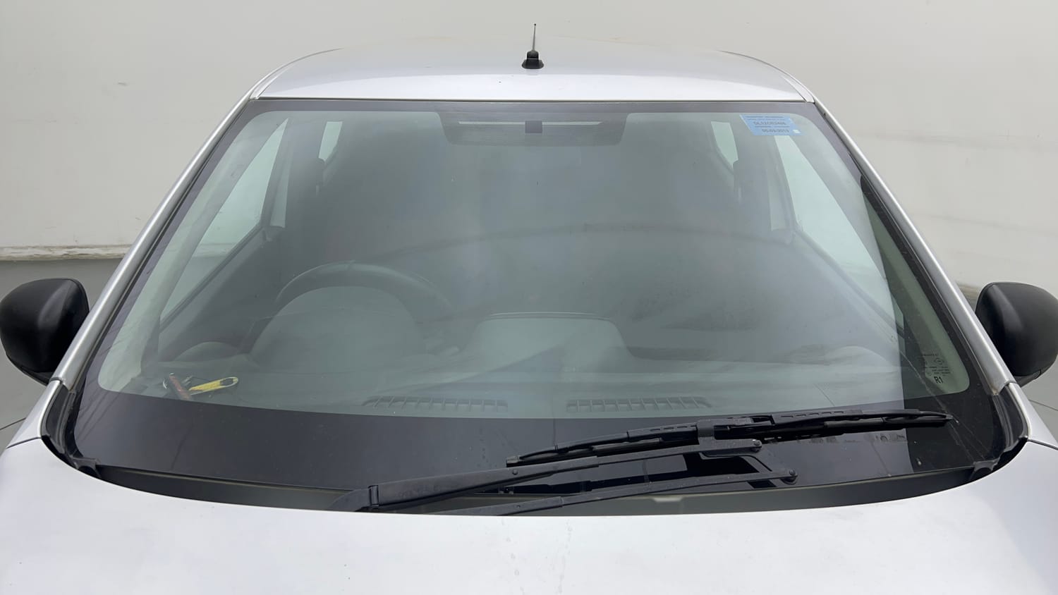 Used 2019 Renault Kwid RXL Petrol Manual exterior FRONT WINDSHIELD VIEW