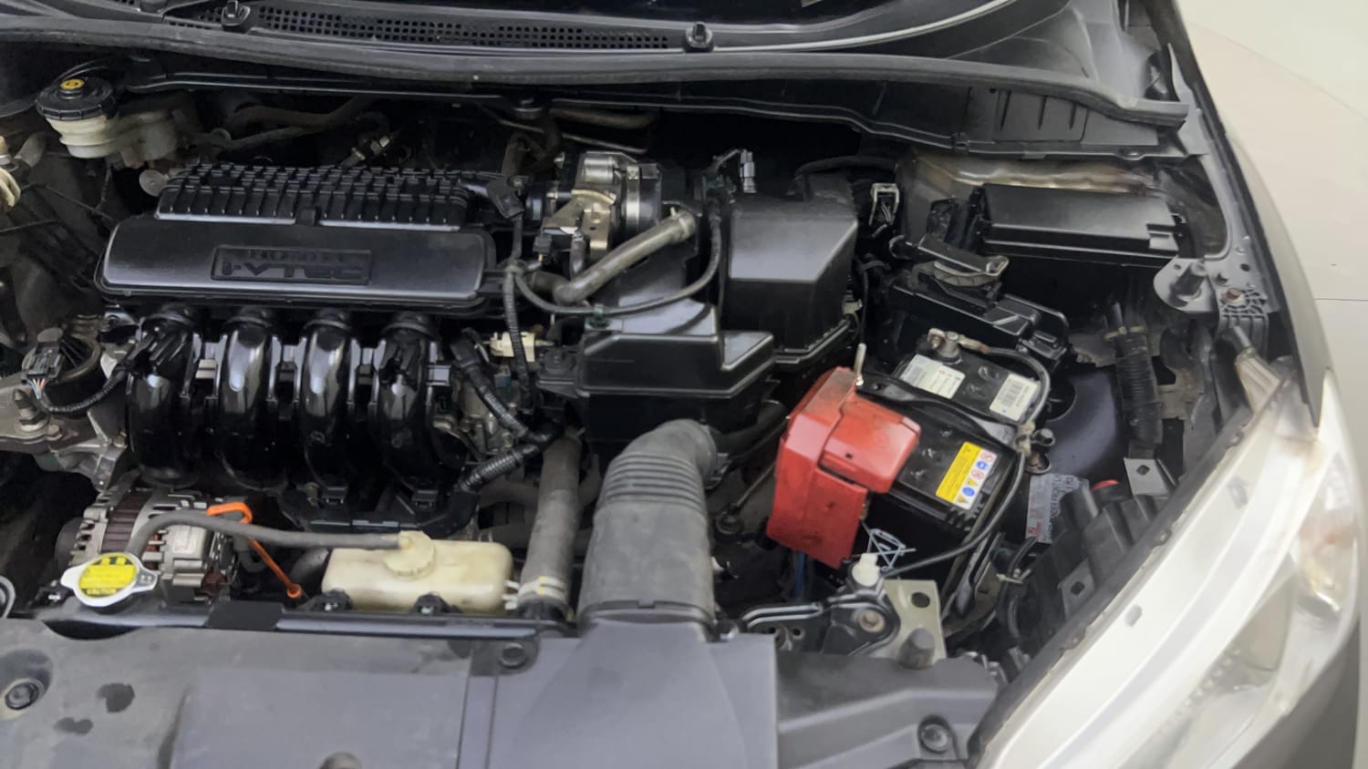 Used 2015 Honda City SV Petrol Manual engine ENGINE LEFT SIDE VIEW