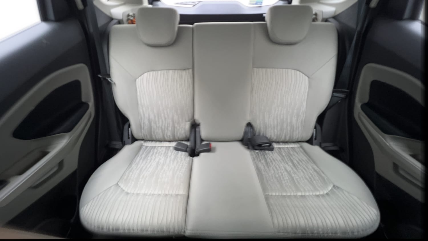 2016 Ford EcoSport Titanium 1.5L Ti-VCT AT-23