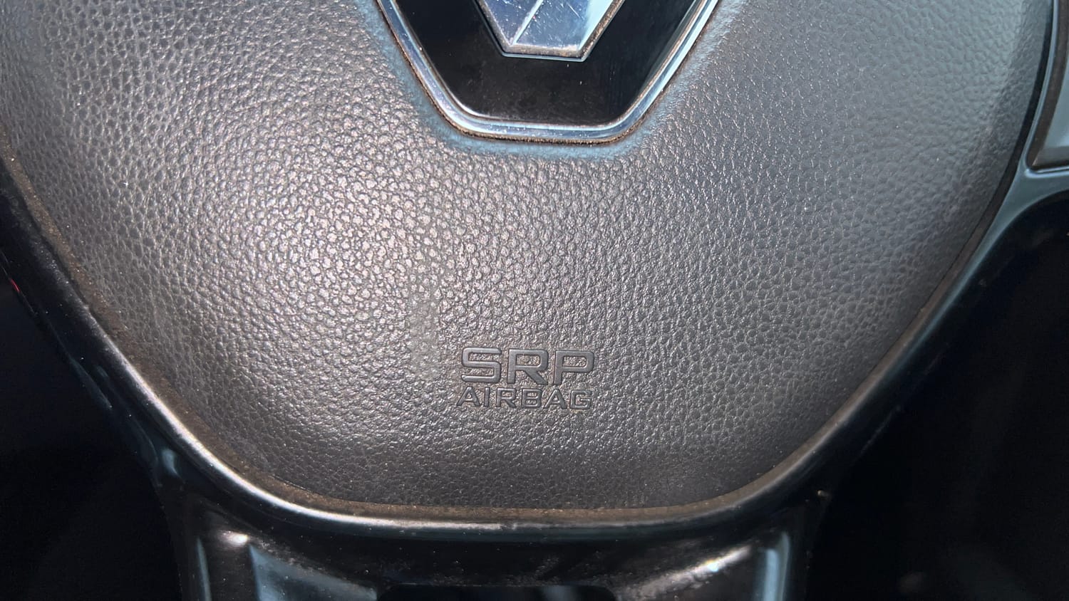 Used 2023 Renault Kiger RXT (O) Turbo MT Petrol Manual top_features Airbags
