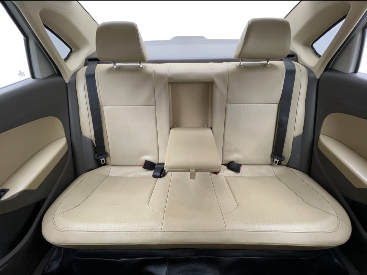 Used 2016 Volkswagen Vento Highline Petrol AT Petrol Automatic interior REAR SEAT CONDITION VIEW