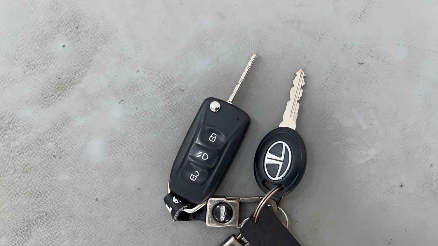 Used 2018 Tata Tigor Revotron XZA Petrol Automatic extra CAR KEY VIEW
