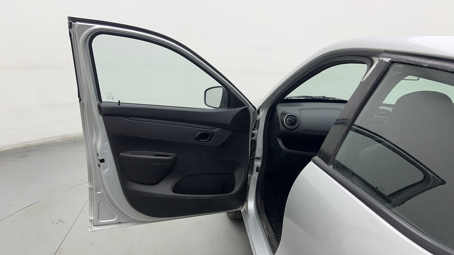 Used 2019 Renault Kwid RXL Petrol Manual interior LEFT FRONT DOOR OPEN VIEW