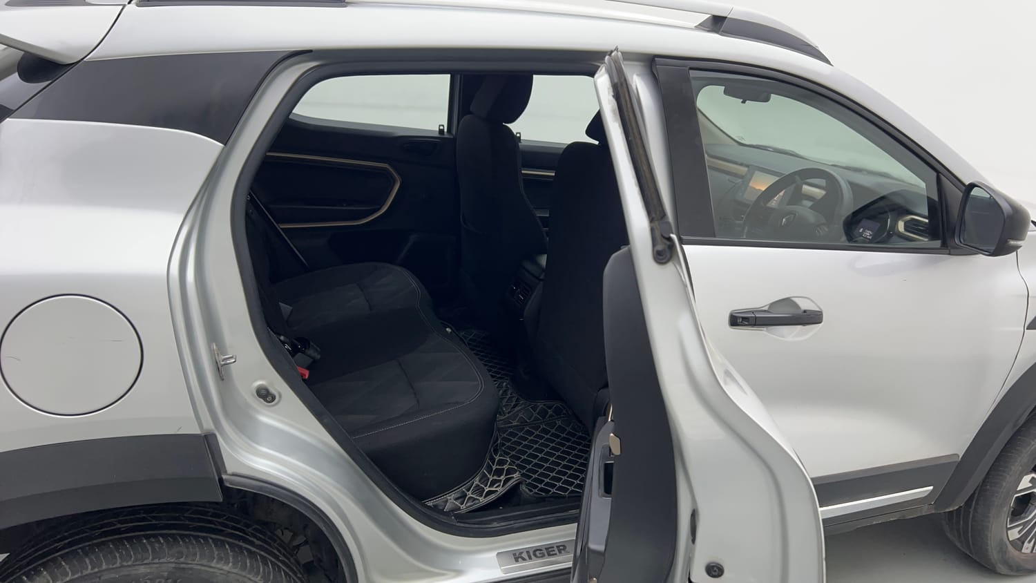 Used 2023 Renault Kiger RXT (O) Turbo MT Petrol Manual interior RIGHT SIDE REAR DOOR CABIN VIEW