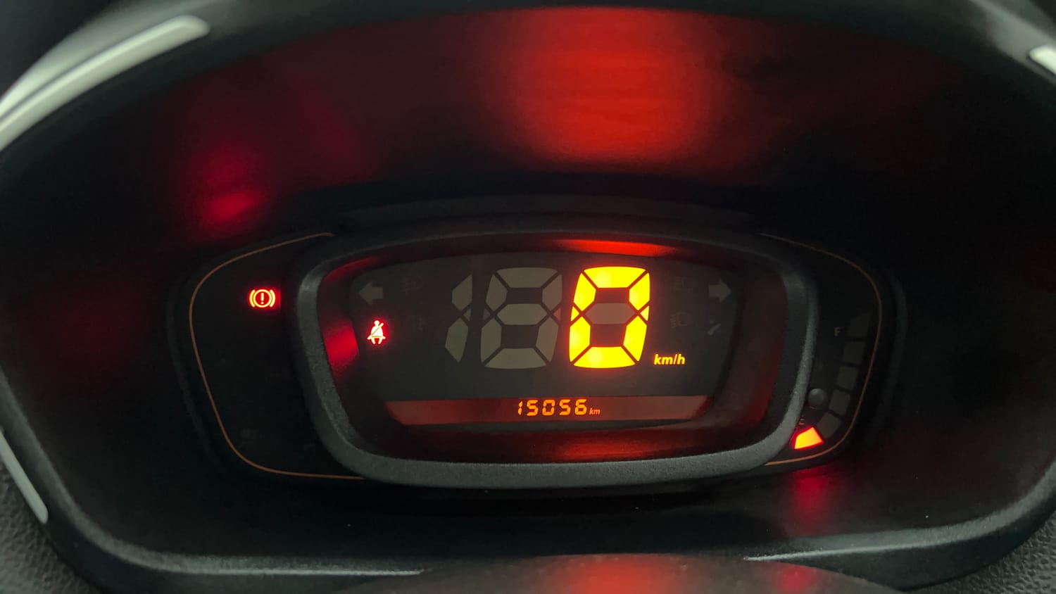 Used 2019 Renault Kwid RXL Petrol Manual interior CLUSTERMETER VIEW