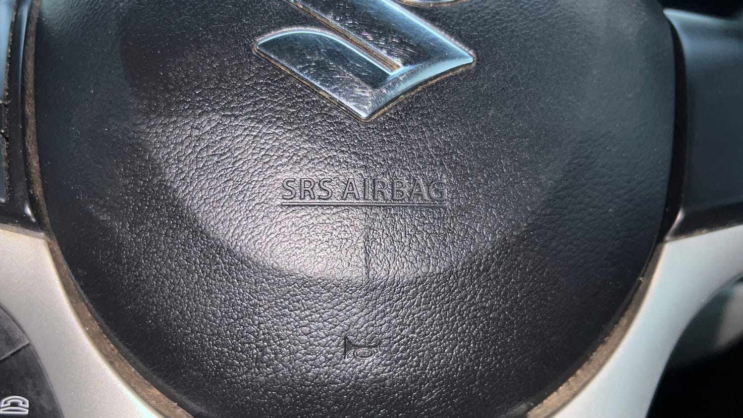Used 2021 Maruti Suzuki Ignis Zeta 1.2 MT Petrol Manual top_features Airbags