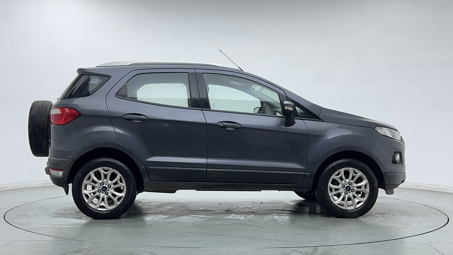 2016 Ford EcoSport Titanium 1.5L Ti-VCT AT-5