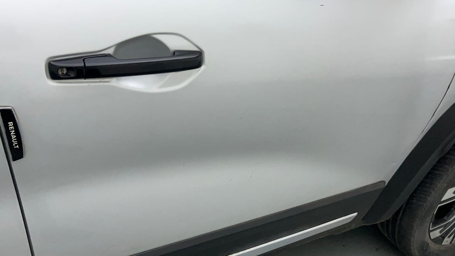 Used 2023 Renault Kiger RXT (O) Turbo MT Petrol Manual dents MINOR DENT
