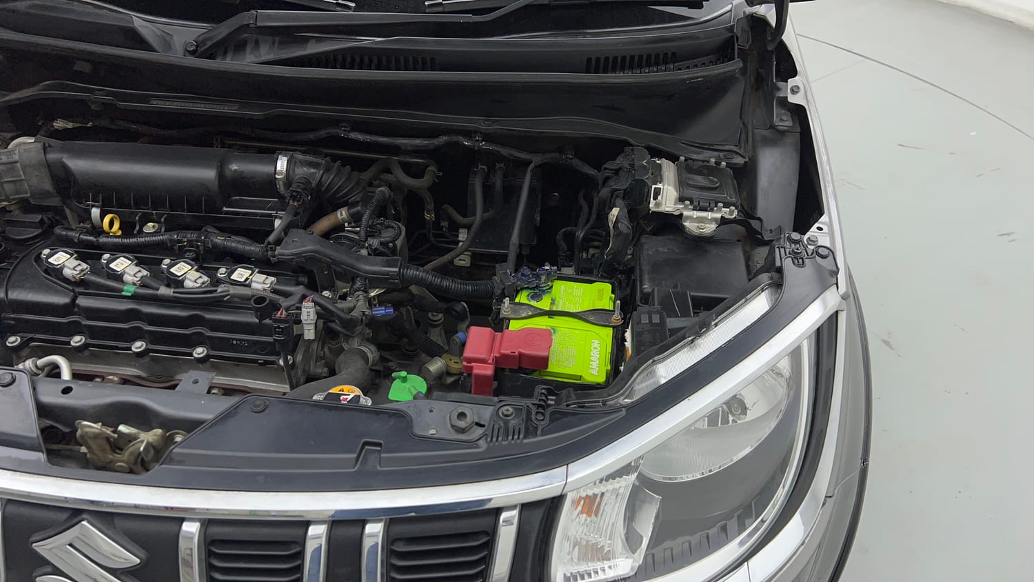 Used 2021 Maruti Suzuki Ignis Zeta 1.2 MT Petrol Manual engine ENGINE LEFT SIDE VIEW