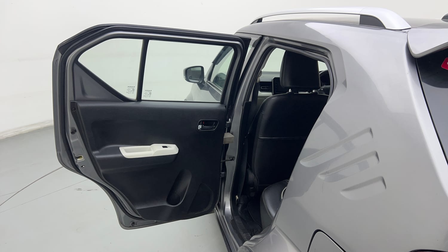 Used 2021 Maruti Suzuki Ignis Zeta 1.2 MT Petrol Manual interior LEFT REAR DOOR OPEN VIEW