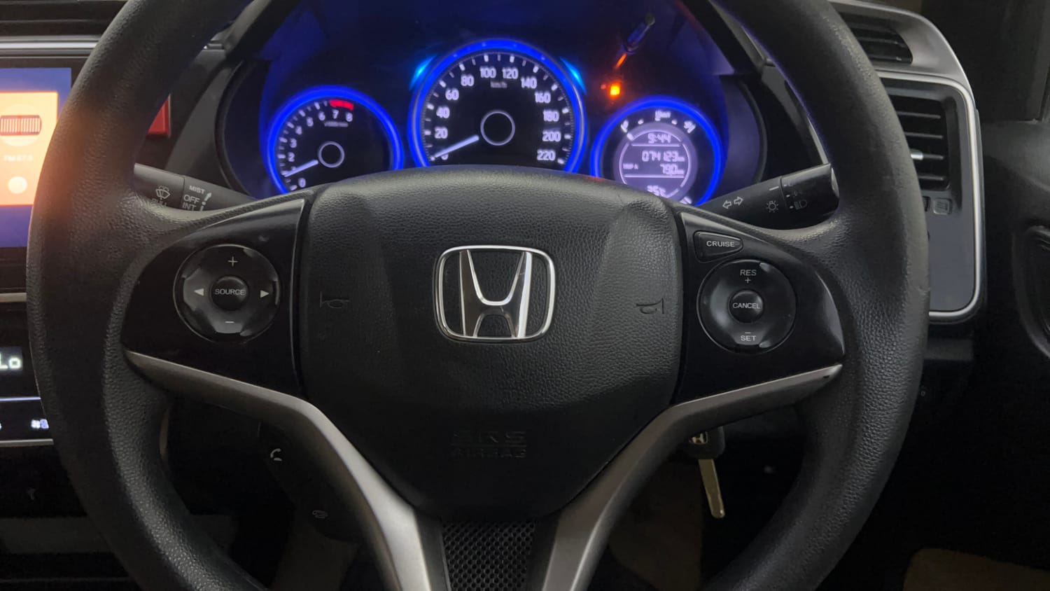 Used 2015 Honda City SV Petrol Manual top_features Airbags