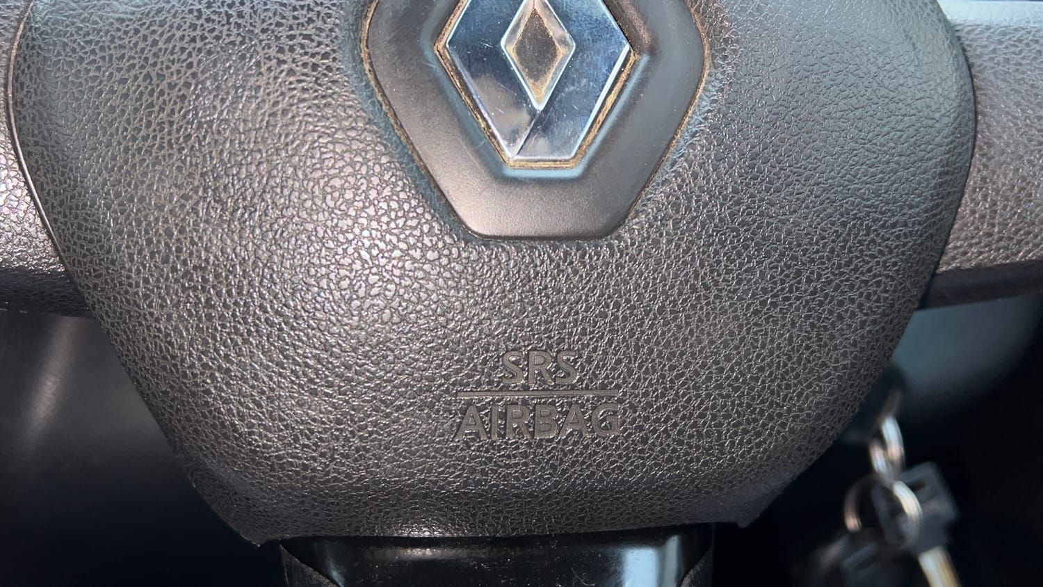 Used 2019 Renault Kwid RXL Petrol Manual top_features Airbags