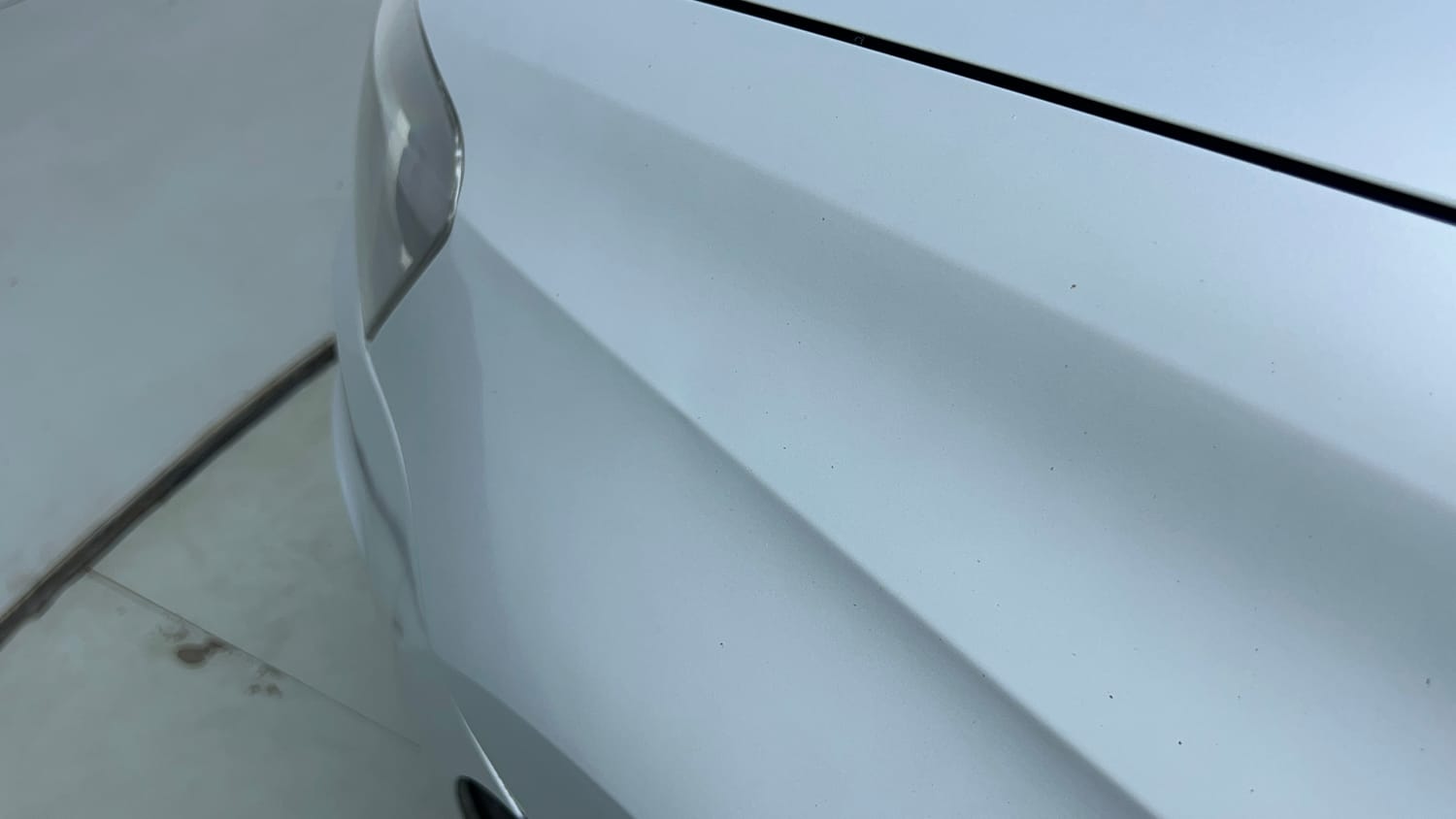 Used 2016 Volkswagen Vento Highline Petrol AT Petrol Automatic dents MINOR DENT