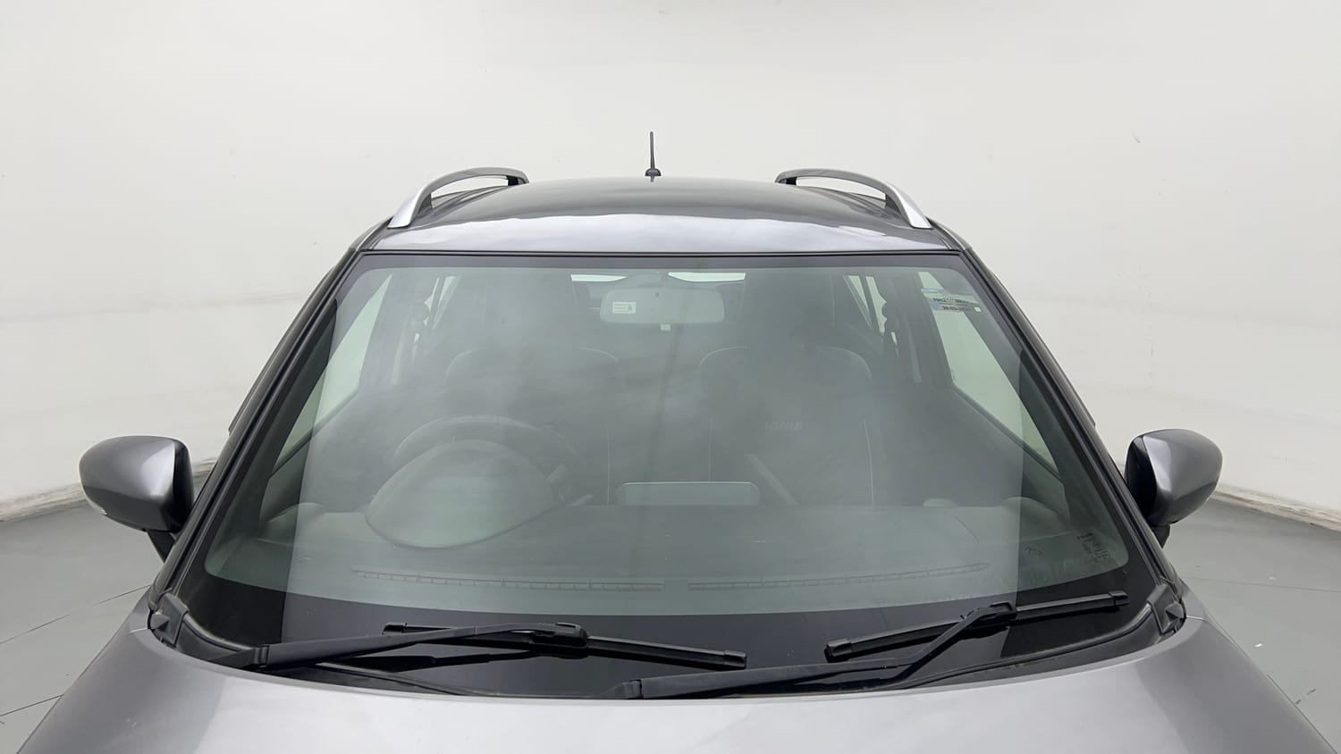 Used 2021 Maruti Suzuki Ignis Zeta 1.2 MT Petrol Manual exterior FRONT WINDSHIELD VIEW